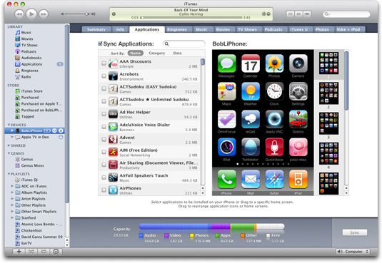 Arrastrar y soltar iconos en iTunes para reorganizarlas en tu iPhone.