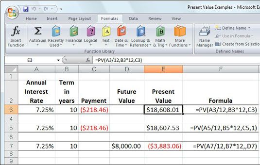 Uso de la función PV para calcular el valor presente de diversas inversiones.
