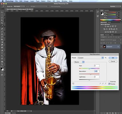 Cómo ajustar el tamaño, color y contraste en Photoshop CS6
