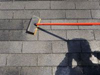 Cómo limpiar las tejas del techo