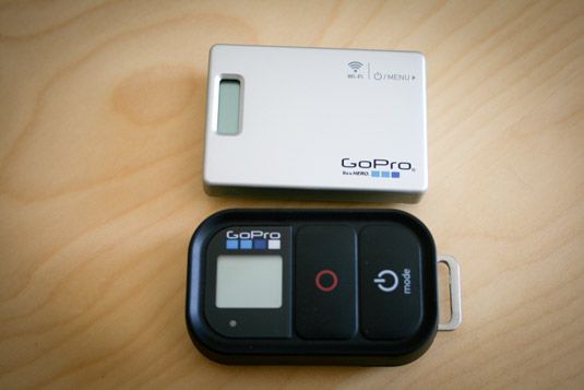 Control y configurar su GoPro a distancia con el mando de GoPro. [Crédito: Fuente: William Hook / Crear