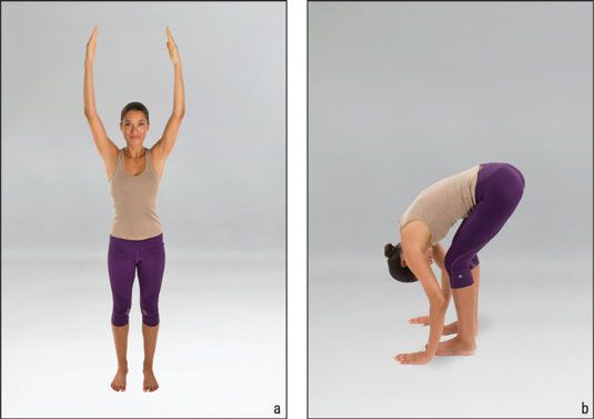 Cómo hacer la curva de pie delante (Uttanasana) en el yoga