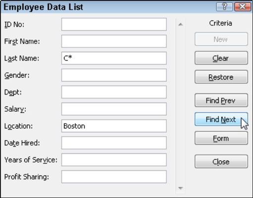 Utilice el botón Criterios para buscar registros basados ​​en los datos conocidos.