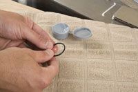 Cómo arreglar un grifo que gotea: Tipo de disco de cerámica