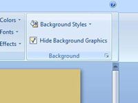 Cómo ocultar objetos de fondo en una diapositiva de PowerPoint 2007