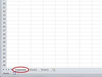 Cómo cambiar el nombre de una hoja de cálculo de Excel 2010