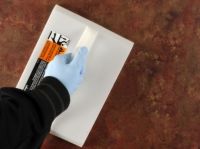 Cómo quitar papel pintado de yeso con un vapor del papel pintado
