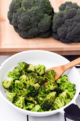 Paleo-friendly cremosa aderezado receta brócoli