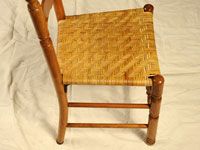 Reparación viejas sillas de madera